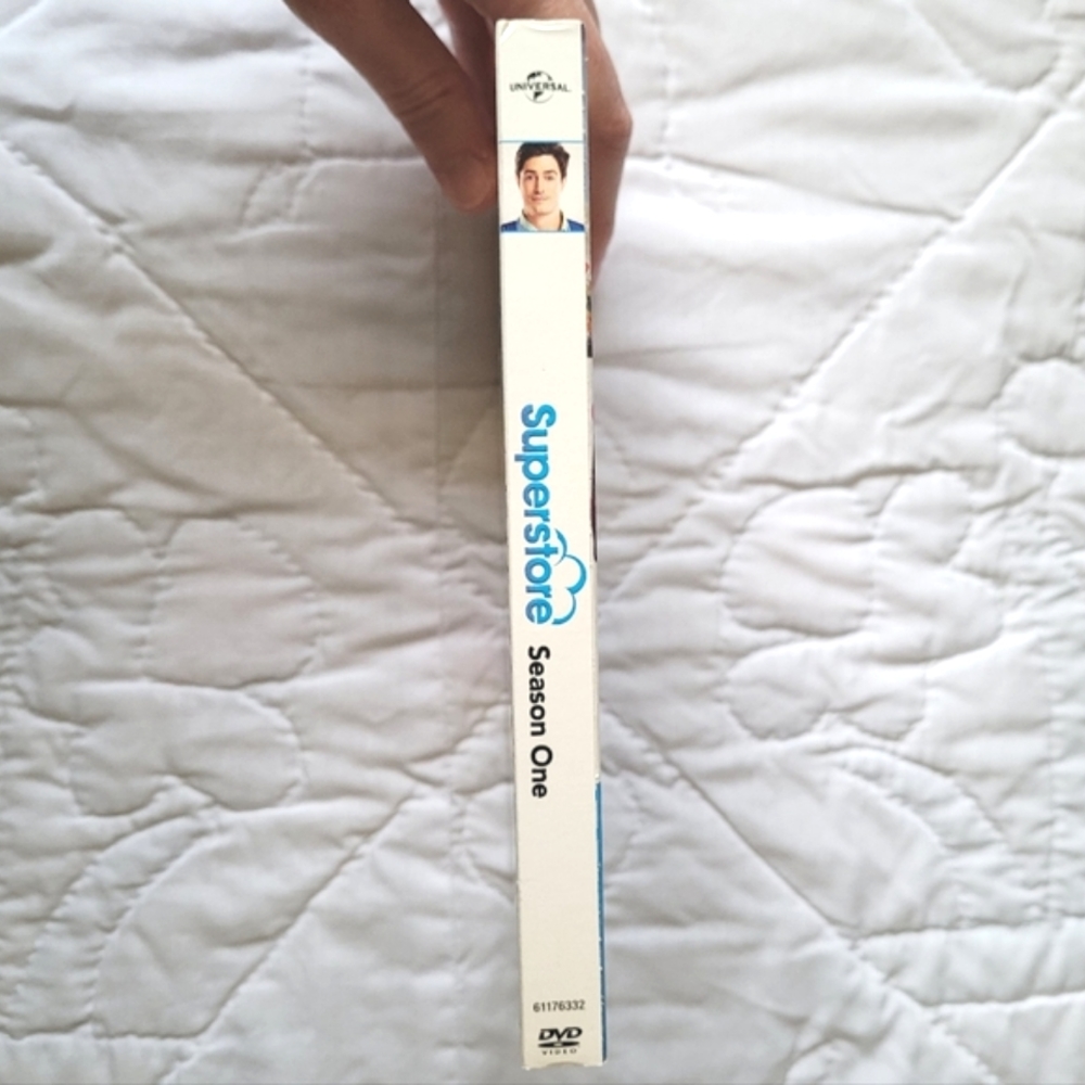 2/$15 🌼 Superstore - Picture 7 of 8